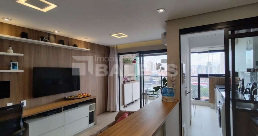 APARTAMENTO 3 DORMITÓRIOS - PRÓXIMO PÇA. SILVIO ROMERO