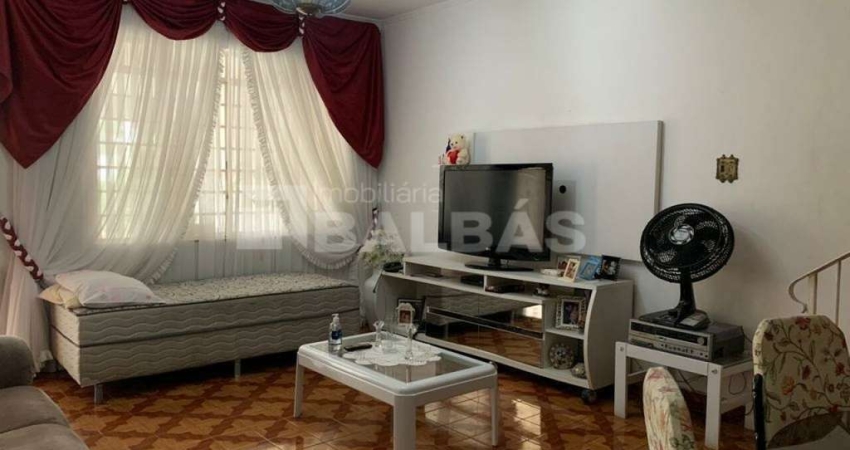 Casa com 2 quartos à venda na Rua Lutécia, 736, Vila Carrão, São Paulo