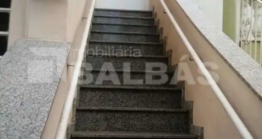 Casa com 2 quartos para alugar na Rua Antônio Camardo, 14, Tatuapé, São Paulo