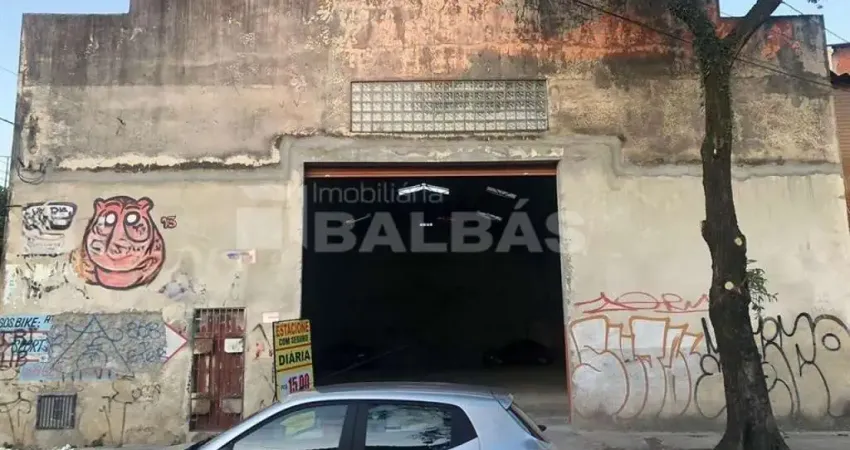 GALPÃO - BRÁS - CONSTRUTORAS - PERMITIDO A CONSTRUÇÃO DE EDIFÍCIOS COMERCIAIS E RESIDENCIAIS