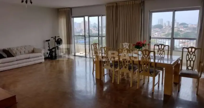 APARTAMENTO ALTO PADRÃO 252 m² - 1 POR ANDAR - PRÓX. AO CLUBE JUVENTUS E AV. PAES DE BARROS