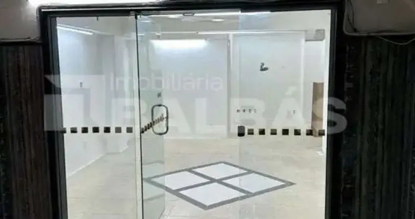 SALA COMERCIAL REFORMADA - 80 m² NO CORAÇÃO DO CENTRO HISTÓRICO DE SP!