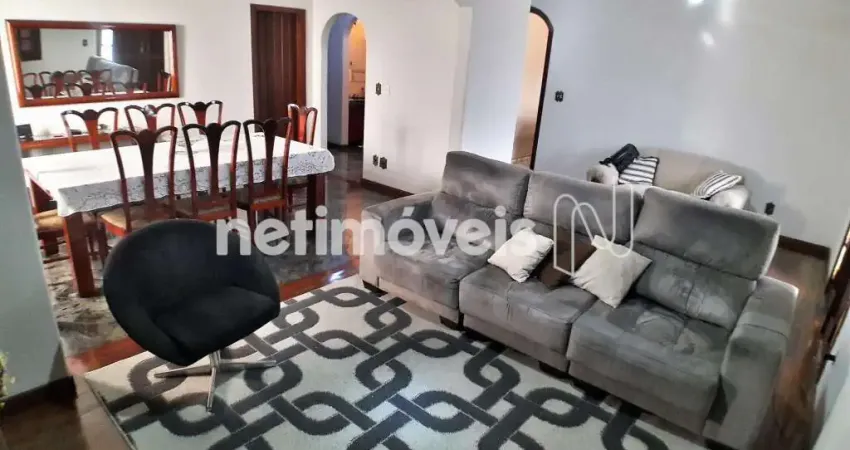 Casa com 3 quartos à venda na Rua Coronel João Camargos, Centro, Contagem