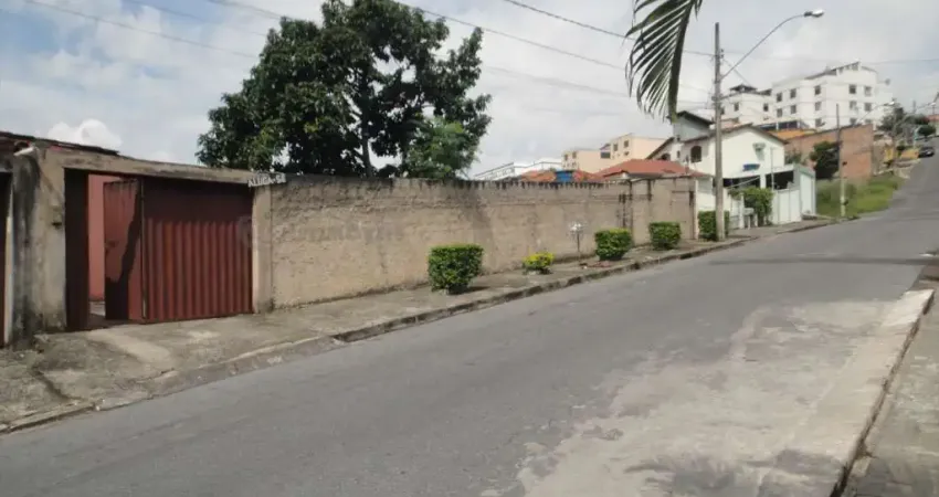 Casa com 6 quartos à venda na Rua José da Costa Ferreira, Alvorada, Contagem