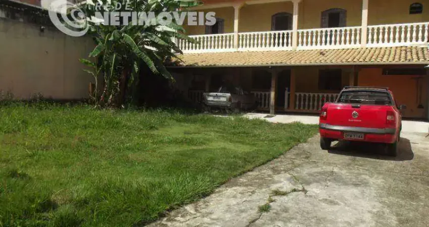 Casa com 3 quartos à venda na Rua José Tavares dos Santos, Europa, Contagem