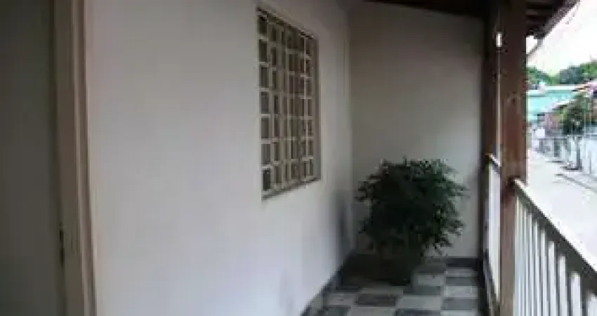 Casa com 4 quartos à venda no Parque Maracanã, Contagem 