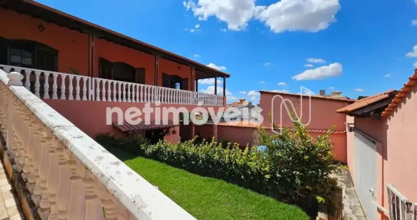 Casa com 3 quartos à venda no Camilo Alves, Contagem 