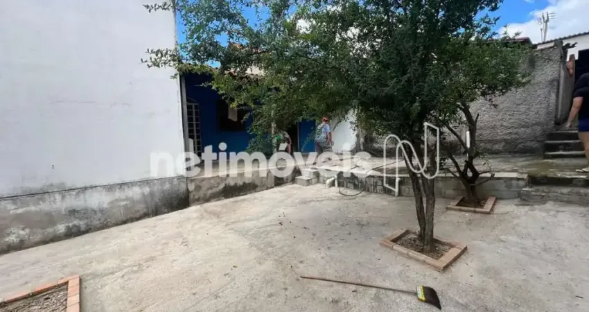Casa com 3 quartos à venda no Eldoradinho, Contagem 