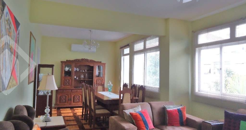 Apartamento com 3 quartos à venda na Travessa Ferreira de Abreu, 77, Santana, Porto Alegre