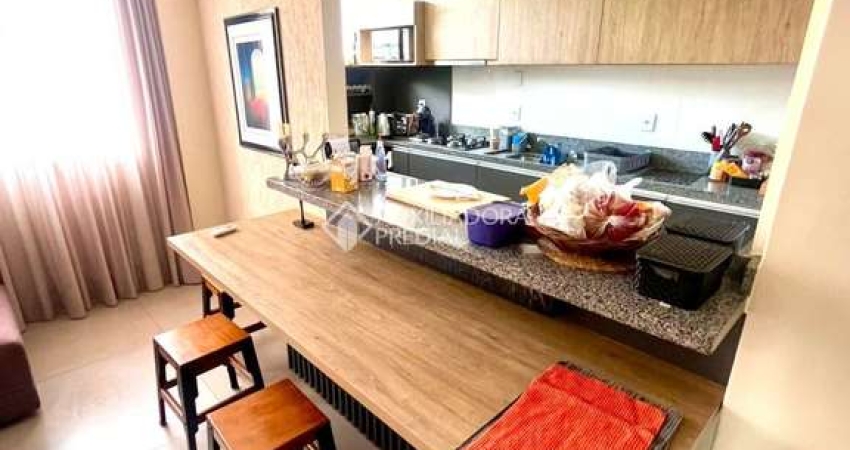Apartamento com 3 quartos à venda na Rua Doutor Barros Cassal, 607, Floresta, Porto Alegre