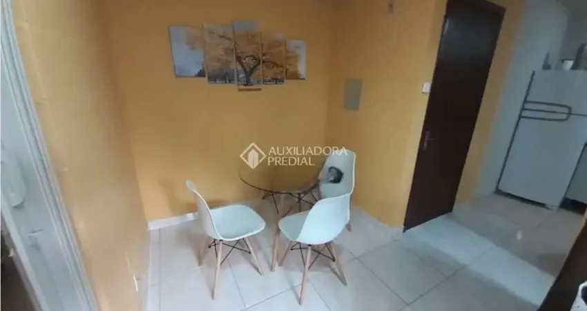 Apartamento com 2 quartos à venda na Rua Atílio Supertti, 1430, Vila Nova, Porto Alegre
