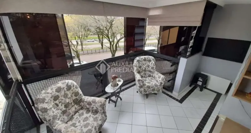 Apartamento com 3 quartos à venda na Avenida Érico Veríssimo, 240, Menino Deus, Porto Alegre