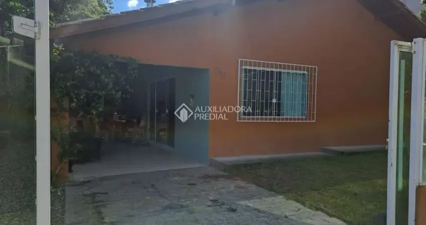 Casa com 3 quartos à venda na Rua dos Coqueiros Verdes, 513, Cachoeira do Bom Jesus, Florianópolis