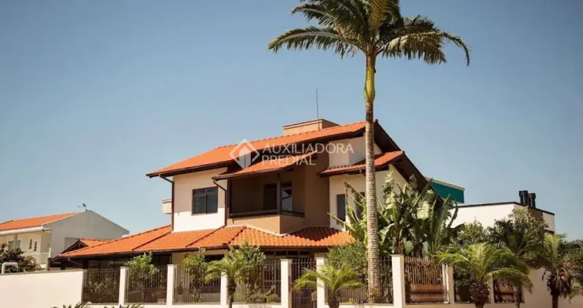 Casa com 3 quartos à venda na ARCO IRIS, 325, Pinheira, Palhoça