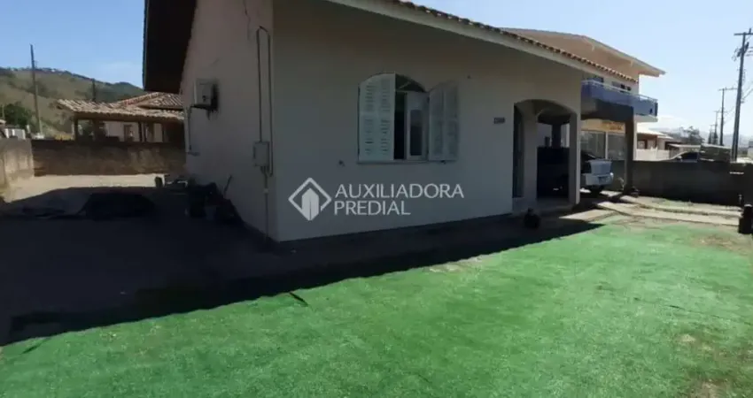 Casa com 2 quartos à venda na Ana Raupp de Sá, 1, Nova Belém, Paulo Lopes