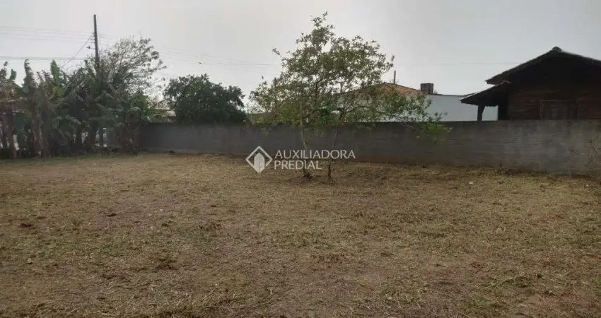 Terreno à venda na Rua Antonio Vitor Vieira, 258, Pinheira, Palhoça