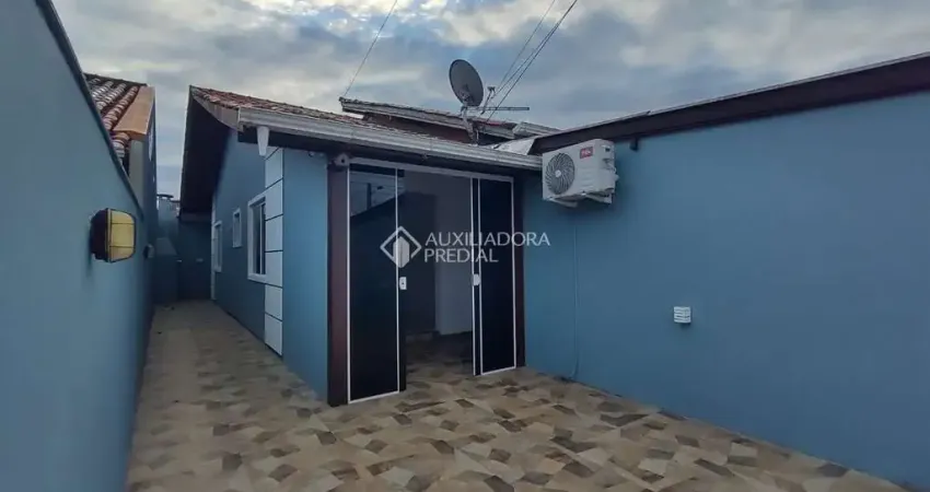 Casa com 2 quartos à venda na Rua Vereadora Olívia Emília Guedert Brum, 315, Barra do Aririú, Palhoça