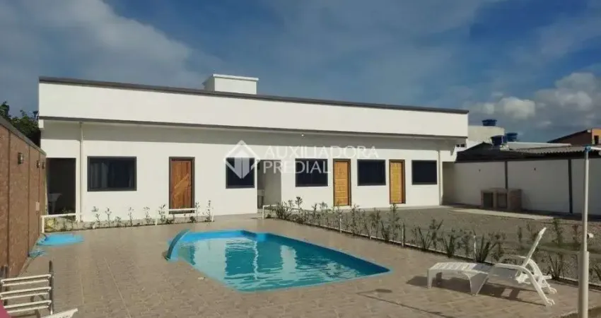 Casa com 8 quartos à venda na Rodovia Evádio Paulo Broering, 2300, Passagem de Maciambú (Ens Brito), Palhoça