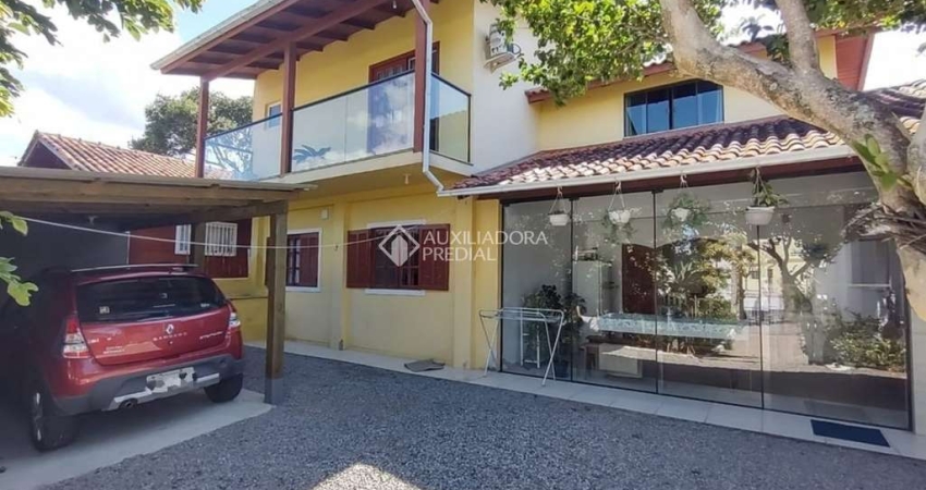 Casa com 4 quartos à venda na Rua Primavera, 292, Pinheira, Palhoça