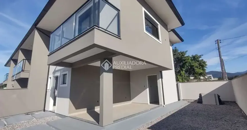 Casa com 3 quartos à venda na Rua Sagrada Familia, 4392, Pinheira, Palhoça