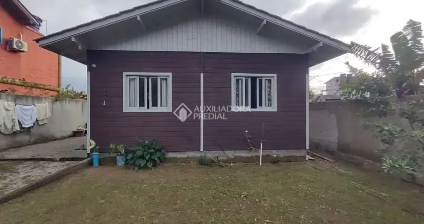 Casa com 1 quarto à venda na Rua Aderbal Ramos da Silva, 3, Pinheira, Palhoça
