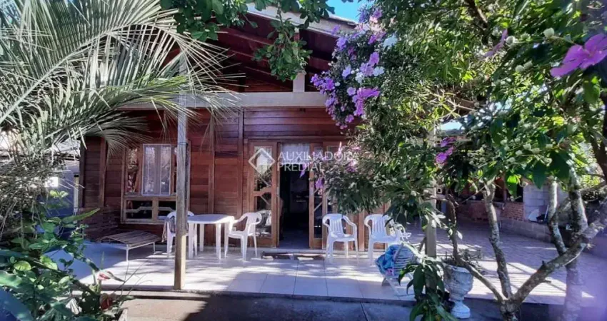 Casa com 4 quartos à venda na Avenida Astrogildo Quadros, 106, Pinheira, Palhoça