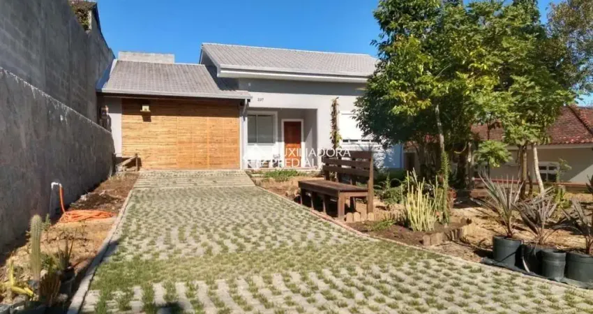 Casa com 2 quartos à venda na Santana, 300, São Francisco, Santo Amaro da Imperatriz