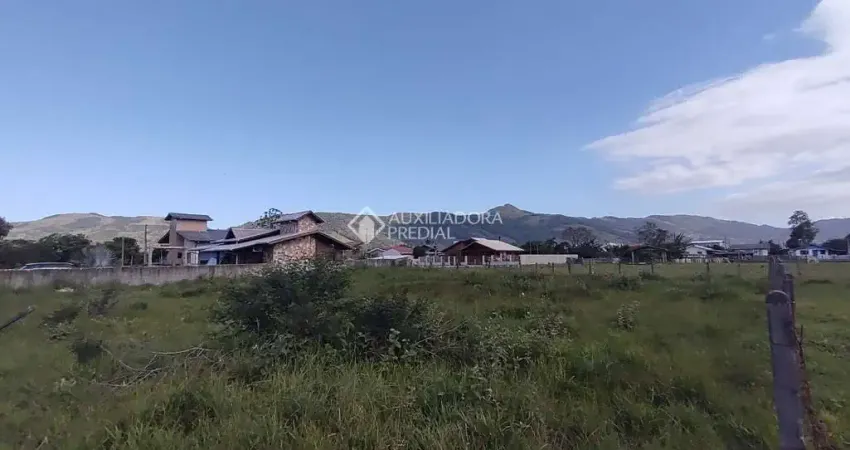 Terreno à venda na Pablo Roberto dos Santos, 03, Centro, Paulo Lopes