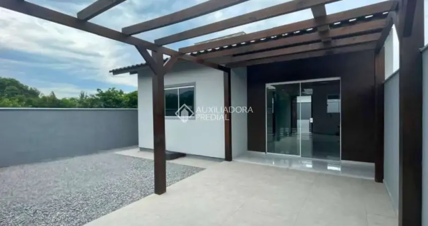 Casa com 2 quartos à venda na 1624, 34, Passagem de Maciambú (Ens Brito), Palhoça