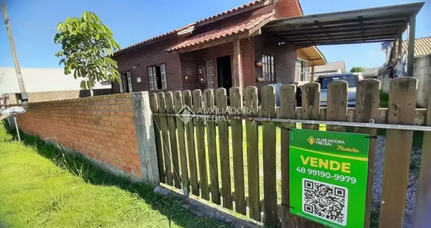 Casa com 4 quartos à venda na Rua 512, 223, Enseada de Brito, Palhoça