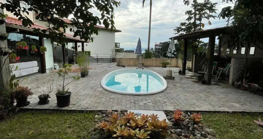 Casa com 4 quartos à venda na Rua Édio Ortiga Fedrigo, 93, Centro, Florianópolis