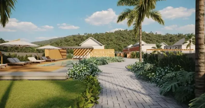Casa em condomínio fechado com 2 quartos à venda na Rua Sagrado Coração de Jesus, 811, Morro das Pedras, Florianópolis