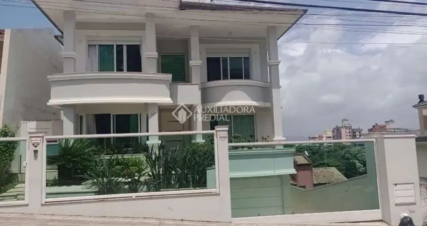 Casa com 4 quartos à venda na Rua Hercílio de Aquino, 95, Itaguaçu, Florianópolis