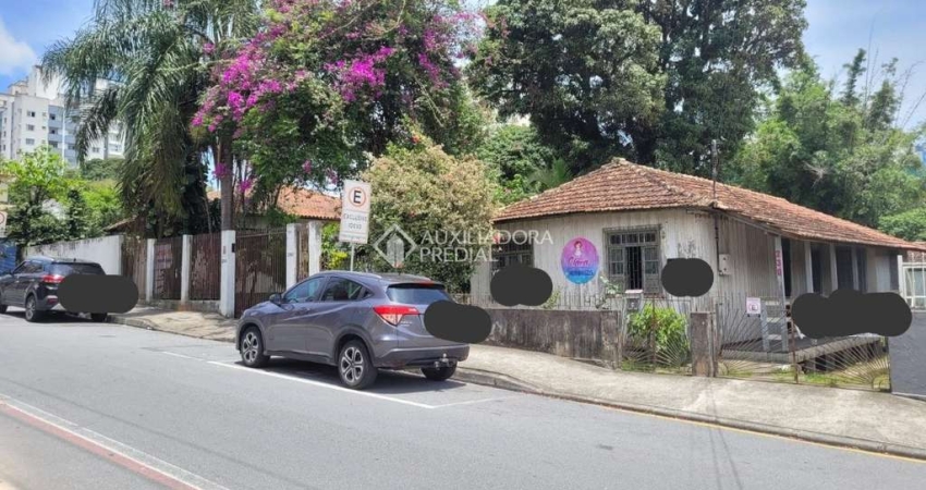 Terreno comercial à venda na Rua Santo Antônio, 230, Barreiros, São José
