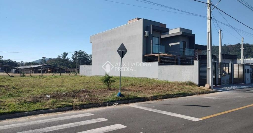 Terreno à venda na Joci Alcides dos Santos, 1, Sertão do Maruim, São José