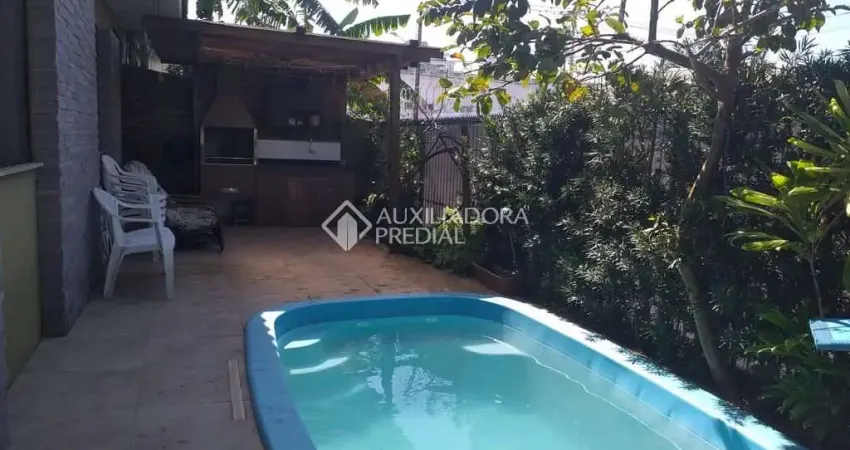 Casa com 3 quartos à venda na José Maykot, 30, Estreito, Florianópolis