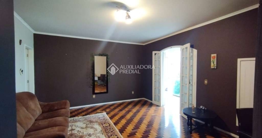 Casa com 4 quartos à venda na Rua José do Patrocínio, 217, Capoeiras, Florianópolis