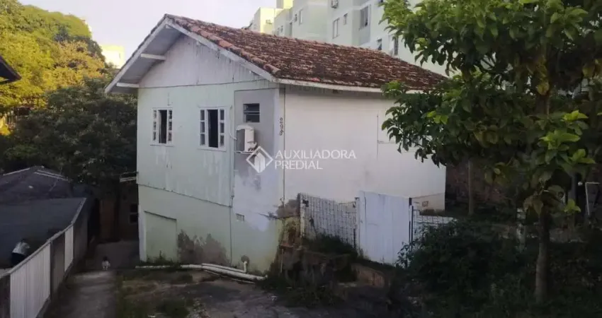 Terreno à venda na Rua Biase Faraco, 295, Capoeiras, Florianópolis
