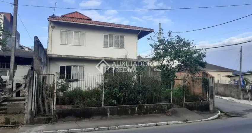 Casa com 4 quartos à venda na Rua Menote Jalbos Waltrich, 15, Real Parque, São José