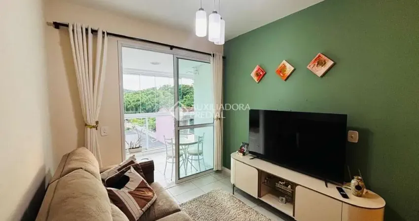 Apartamento com 2 quartos à venda na Rua João Amaral Rios, 334, Praia Comprida, São José