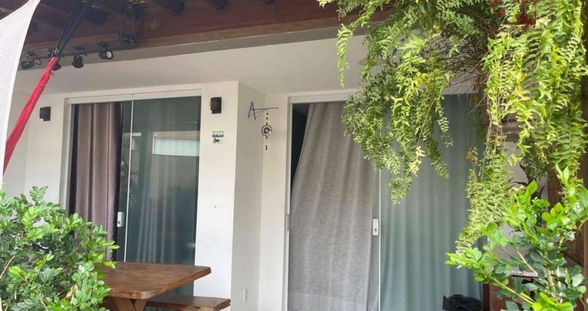 Casa com 3 dormitórios à venda, 96 m² por R$ 725.000,00 - Buraquinho	 - Lauro de Freitas/BA
