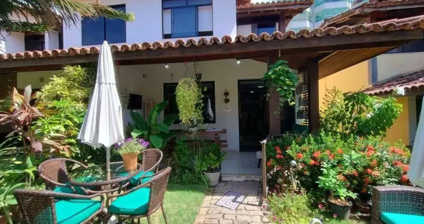 Casa com 3 dormitórios à venda, 180 m² por R$ 650.000 - Buraquinho - Lauro de Freitas/BA