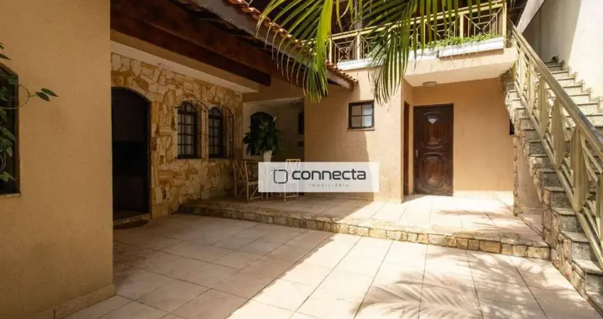 Casa Térrea com 3 Dormitórios à Venda, 223 m², Vila Galvão, Guarulhos - SP | Aceita Permuta