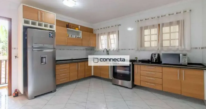 Sobrado com 3 dormitórios à venda, 240m² por R$ 870.000 – Macedo - Guarulhos/SP