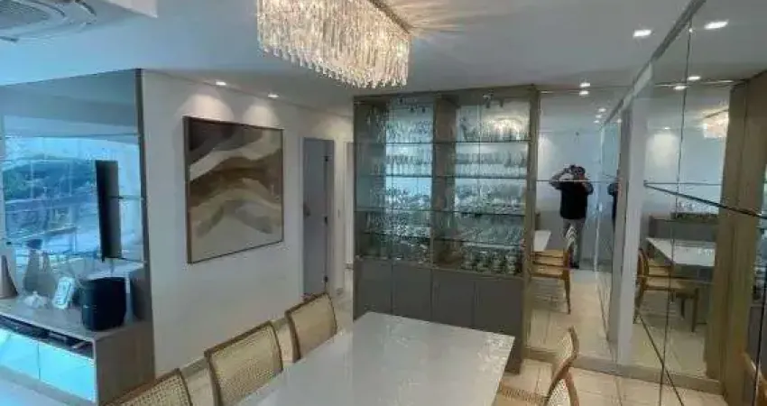Vendo lindo apartamento porteira Fechada no 06° andar localizado no Maison de Florence, Altiplano