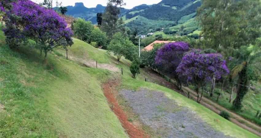 Lote urbano à venda em são bento do sapucaí - 500m do asfalto - visual para a pedra do báu