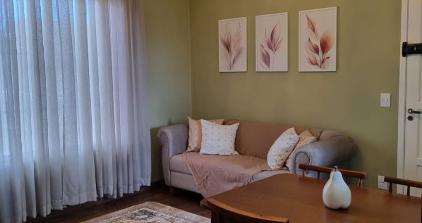 Aconchegante Apartamento à venda em Campos do Jordão