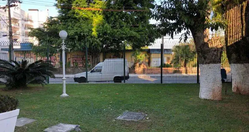 Apartamento para Venda Apartamento de 3 dormitórios (suíte) e garagem no Abraão. FLORIANOPOLIS