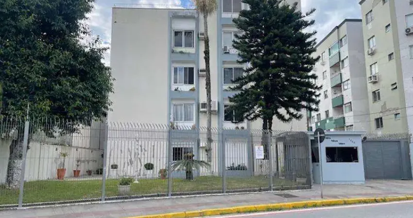 Apartamento para Venda Apartamento de 2 dormitórios com sacada e garagem no Abraão. FLORIANOPOLIS
