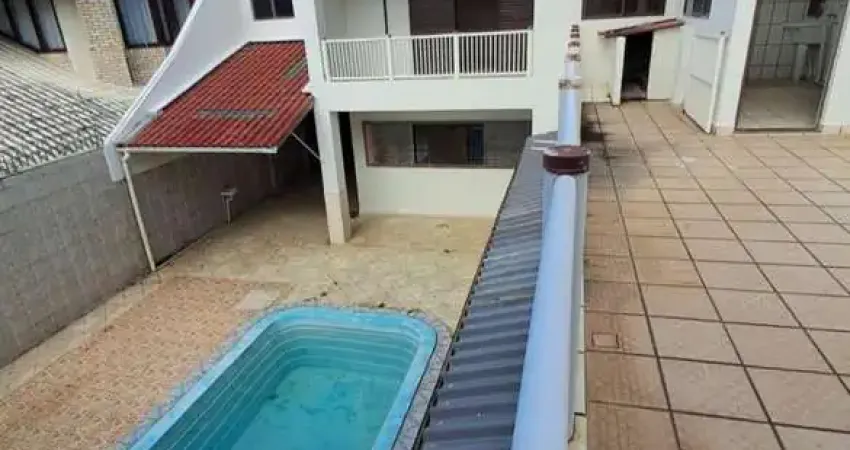 Casa com 5 quartos à venda na Rua Herminio Millis, Bom Abrigo, Florianópolis